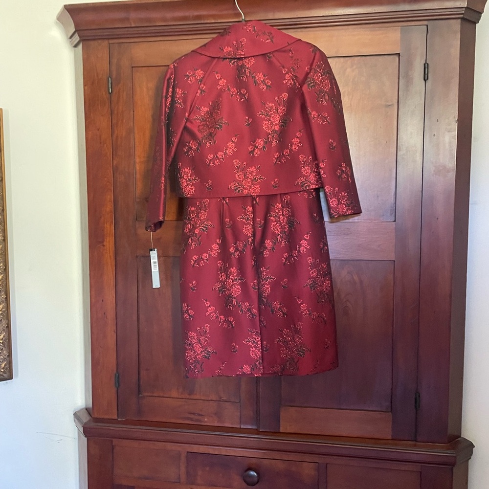 Tahari and Arthur Levine Red Brocade Dress and Jacket NWT! - Picture 2 of 10